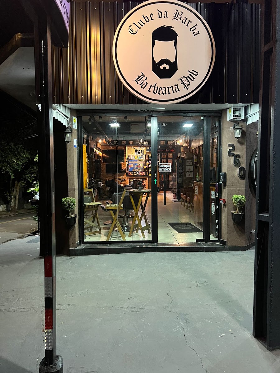 Letreiro Clube da Barba - Barbearia Pub